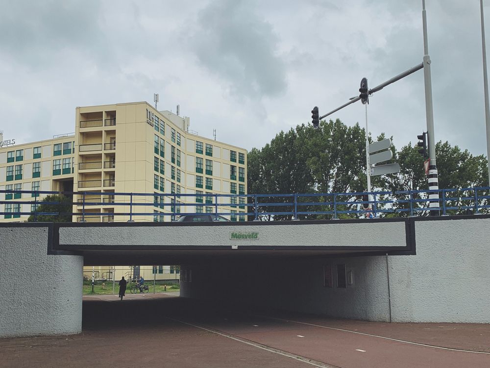 home-tunnel.jpg